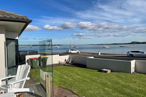 Photo of property in 1/5 The Parade, Bucklands Beach, Auckland, 2012