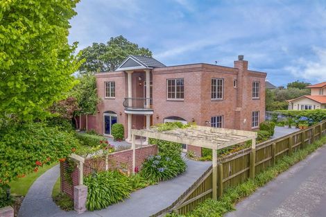 Photo of property in 12 Harlech Mews, Avonhead, Christchurch, 8042