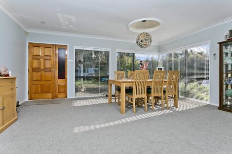 Photo of property in 128 Arran Road, Browns Bay, Auckland, 0630