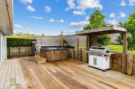 Photo of property in 30 Settlement Road, Kaiwaka, 0573