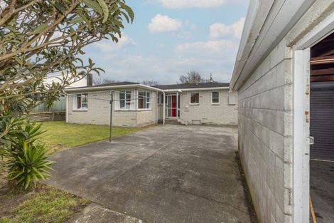 Photo of property in 120 Alexander Road, Raumati Beach, Paraparaumu, 5032