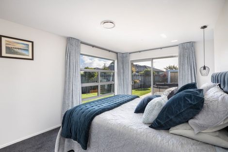 Photo of property in 7 Tupare Place, Highlands Park, New Plymouth, 4312