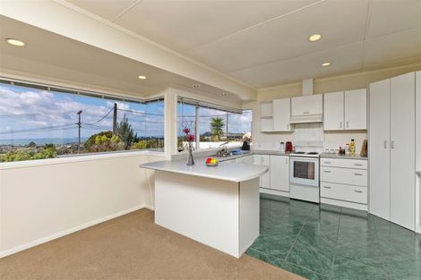 Photo of property in 738 East Coast Road, Pinehill, Auckland, 0632