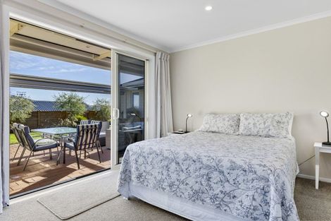 Photo of property in 4 Tuhua Close, Wharewaka, Taupo, 3330