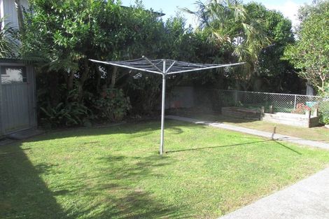 Photo of property in 3 Churchill Street, Levin, 5510