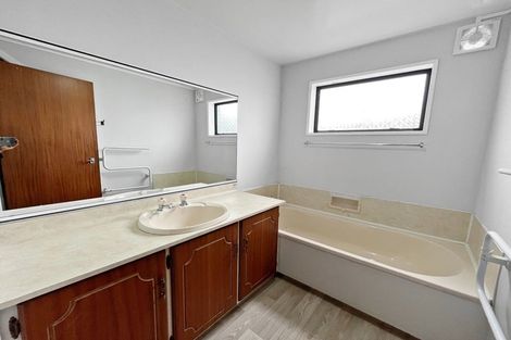 Photo of property in 40 Sayers Crescent, Ilam, Christchurch, 8041