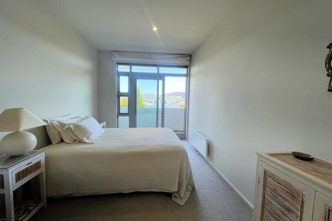 Photo of property in Beau Port Apartments, 30 The Crescent, Roseneath, Wellington, 6011