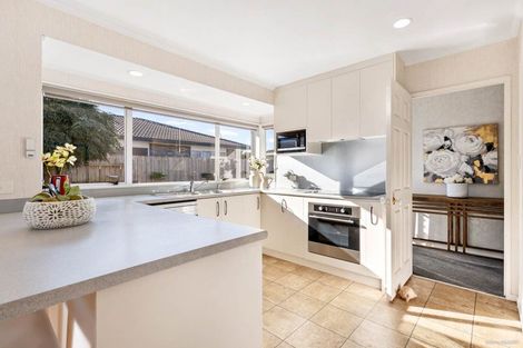 Photo of property in 2/32 Kilimanjaro Drive, Northpark, Auckland, 2013