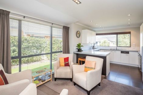 Photo of property in 25 Consort Close, Paraparaumu Beach, Paraparaumu, 5032