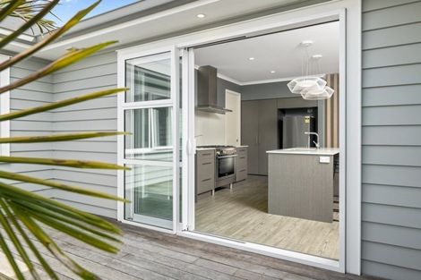 Photo of property in 21 Puhirake Crescent, Pyes Pa, Tauranga, 3112