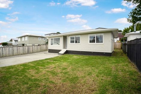 Photo of property in 11 Oriana Avenue, Lynfield, Auckland, 1042