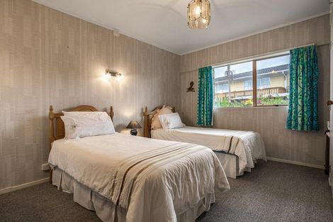 Photo of property in 76b Kiwi Esplanade, Mangere Bridge, Auckland, 2022