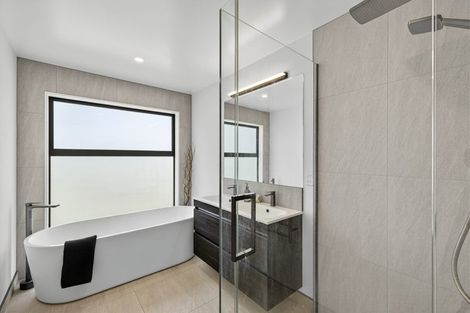 Photo of property in 6 Round Hill Rise, Cracroft, Christchurch, 8022