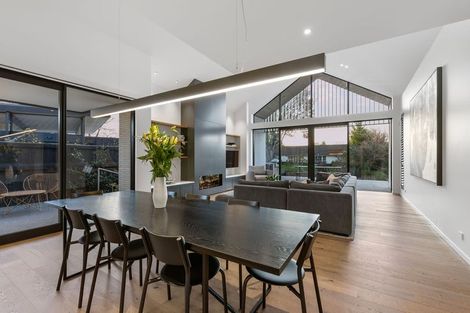 Photo of property in 27 Idris Road, Fendalton, Christchurch, 8052