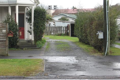 Photo of property in 16 Saint Winifreds Avenue, Hamilton East, Hamilton, 3216