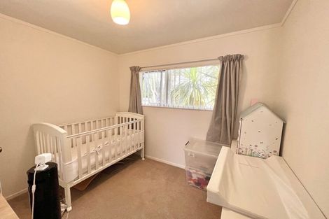 Photo of property in 1/89 Woodglen Road, Glen Eden, Auckland, 0602