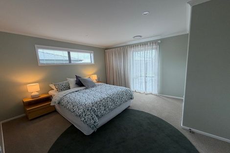 Photo of property in 11 Tutira Place, Poraiti, 4112