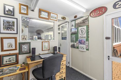 Photo of property in 66 Taylor Terrace, Tawa, Wellington, 5028