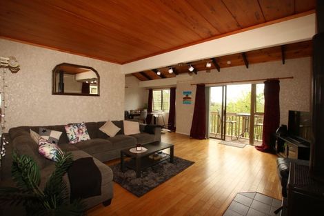 Photo of property in 13 Wisteria Way, Mairangi Bay, Auckland, 0630
