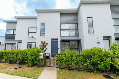 Photo of property in 67 Mettam Drive, Swanson, Auckland, 0614