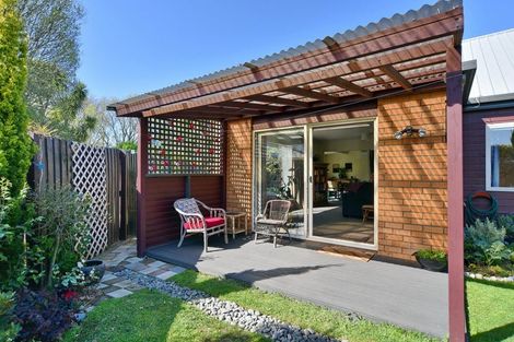 Photo of property in 2/33 Studholme Street, Somerfield, Christchurch, 8024