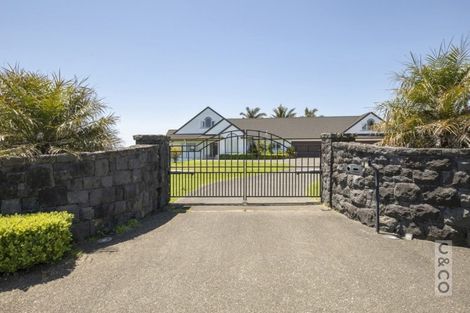 Photo of property in 296 Old North Road, Kumeu, 0892