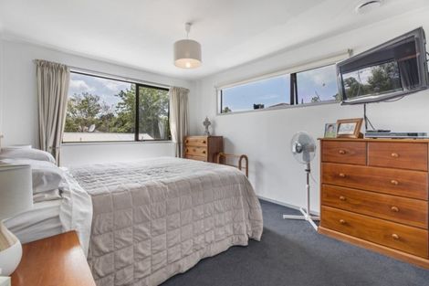 Photo of property in 29a Pisces Road, Glen Eden, Auckland, 0602