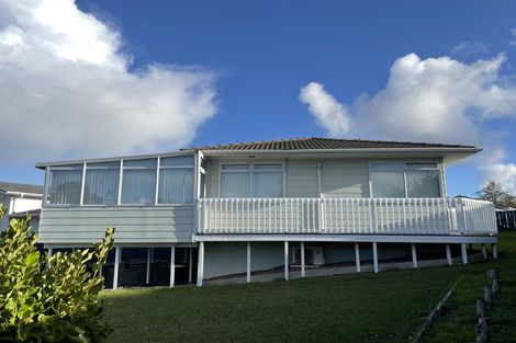 Photo of property in 99 Sycamore Drive, Sunnynook, Auckland, 0620