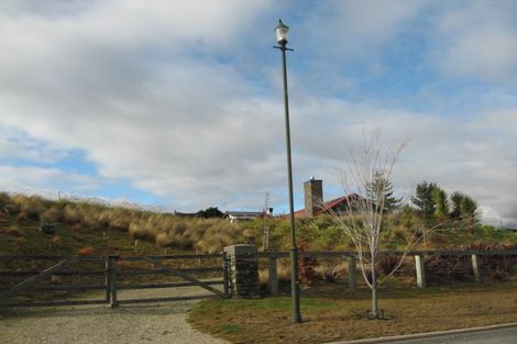 Photo of property in 8 Briar Bank Drive, Wanaka, 9305