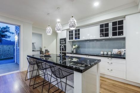 Photo of property in 9 Caldwell Place, Pinehill, Auckland, 0632