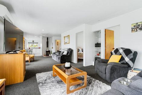 Photo of property in 115 Chevron Crescent, Whangamata, 3620