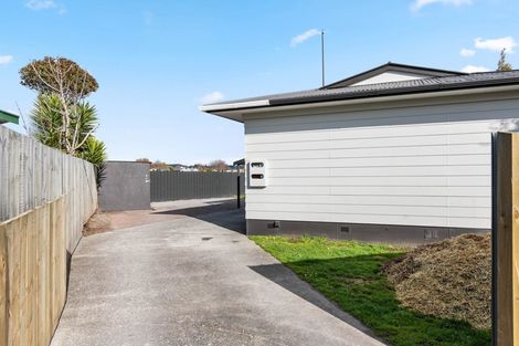 Photo of property in 20 Robinson Avenue, Holdens Bay, Rotorua, 3010