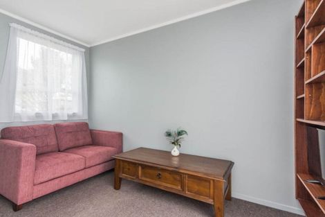 Photo of property in 1/65 Cliff View Drive, Green Bay, Auckland, 0604