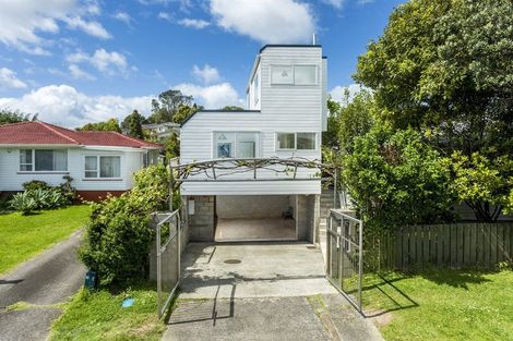 Photo of property in 44a Waverley Avenue, Glenfield, Auckland, 0629