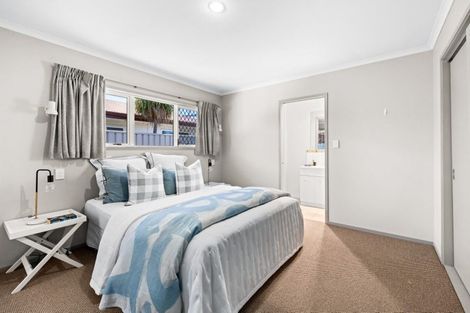 Photo of property in 1111c Karamu Road North, Mayfair, Hastings, 4122