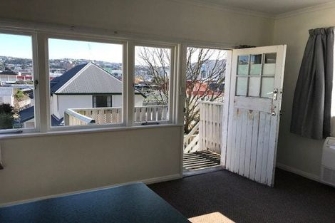 Photo of property in 132 Brougham Street, Mount Victoria, Wellington, 6011
