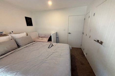 Photo of property in 8/2 Windermere Crescent, Blockhouse Bay, Auckland, 0600