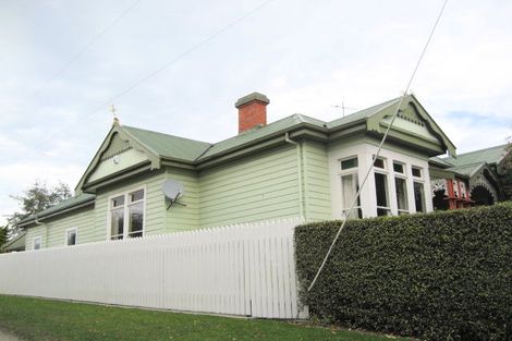 Photo of property in 8 Nelson Road, Balclutha, 9272