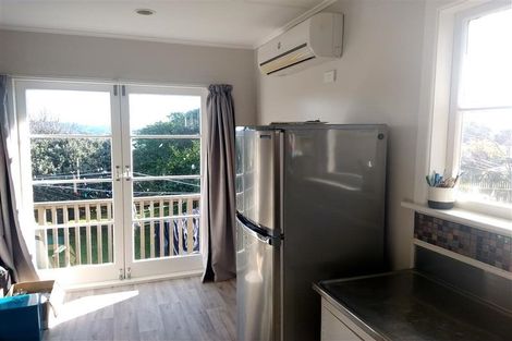 Photo of property in 73 Arahura Crescent, Waitangirua, Porirua, 5024