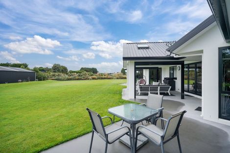 Photo of property in 171 Dunns Road, Otatara, Invercargill, 9879