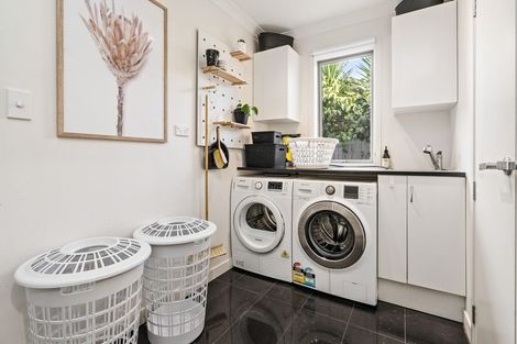 Photo of property in 111a Carlyle Street, Leamington, Cambridge, 3432