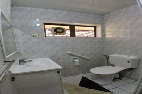 Photo of property in 60 Hillsborough Road, Hillsborough, Auckland, 1042