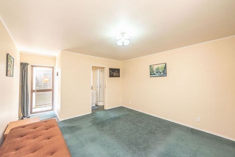 Photo of property in 11 Warwick Place, Springvale, Whanganui, 4501