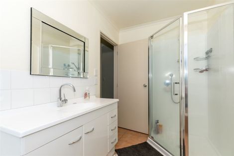 Photo of property in 38a Heath Street, St Andrews, Hamilton, 3200