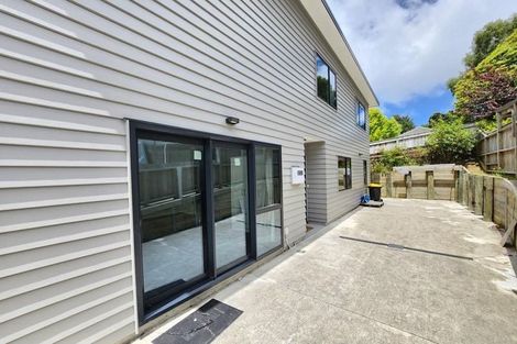 Photo of property in 28a Redwood Avenue, Tawa, Wellington, 5028