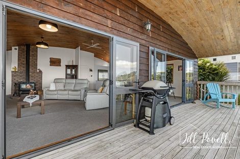 Photo of property in 36 Kilbraugh Street, Whakapirau, Maungaturoto, 0583