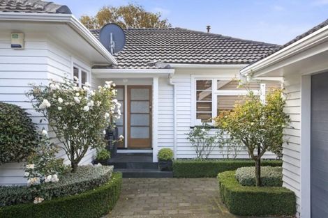 Photo of property in 51 Plynlimon Road, Strowan, Christchurch, 8052