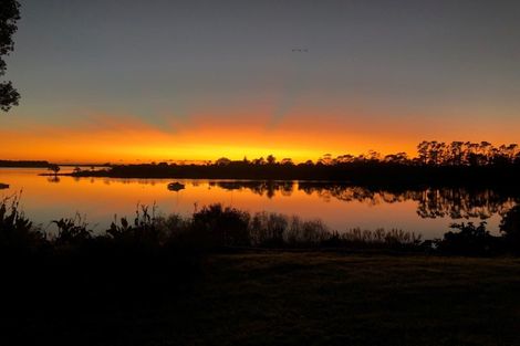 Photo of property in 276 Plummers Point Road, Whakamarama, 3172