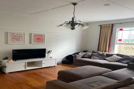 Photo of property in 39 Richmond Street, Petone, Lower Hutt, 5012