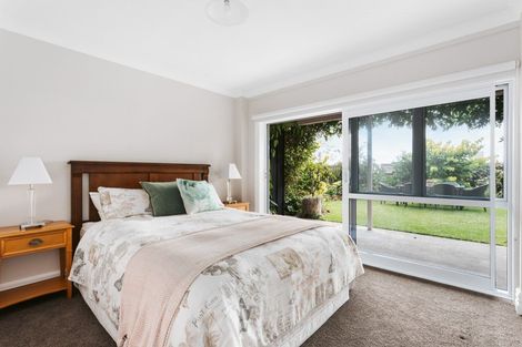 Photo of property in 63 Harbour View Road, Omokoroa, 3114